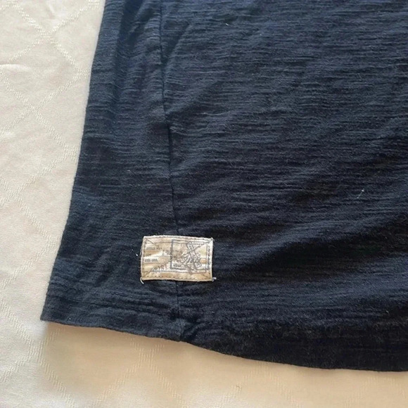 ALexander Julian Mens Colours  Black V-Neck‎ T Tee Shirt XL - Picture 4 of 4